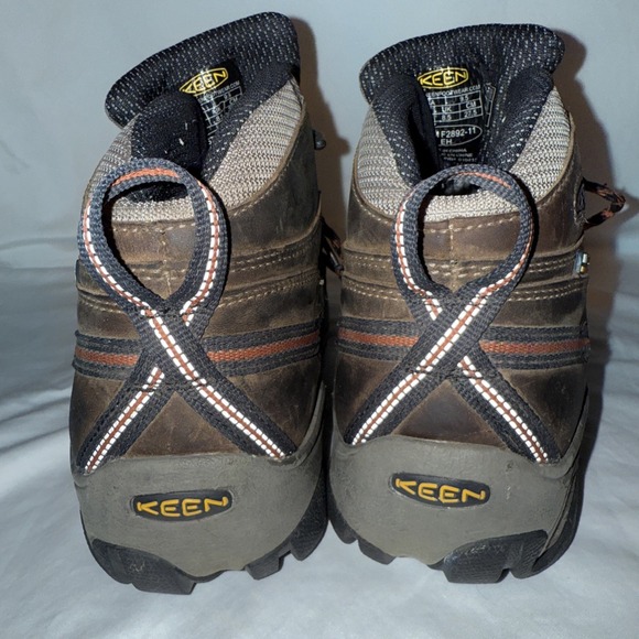 Keen Brown Mid-Height Waterproof Hiking Boots / Work Boots: Rubber Toe Mens 9.5 - Picture 3 of 7